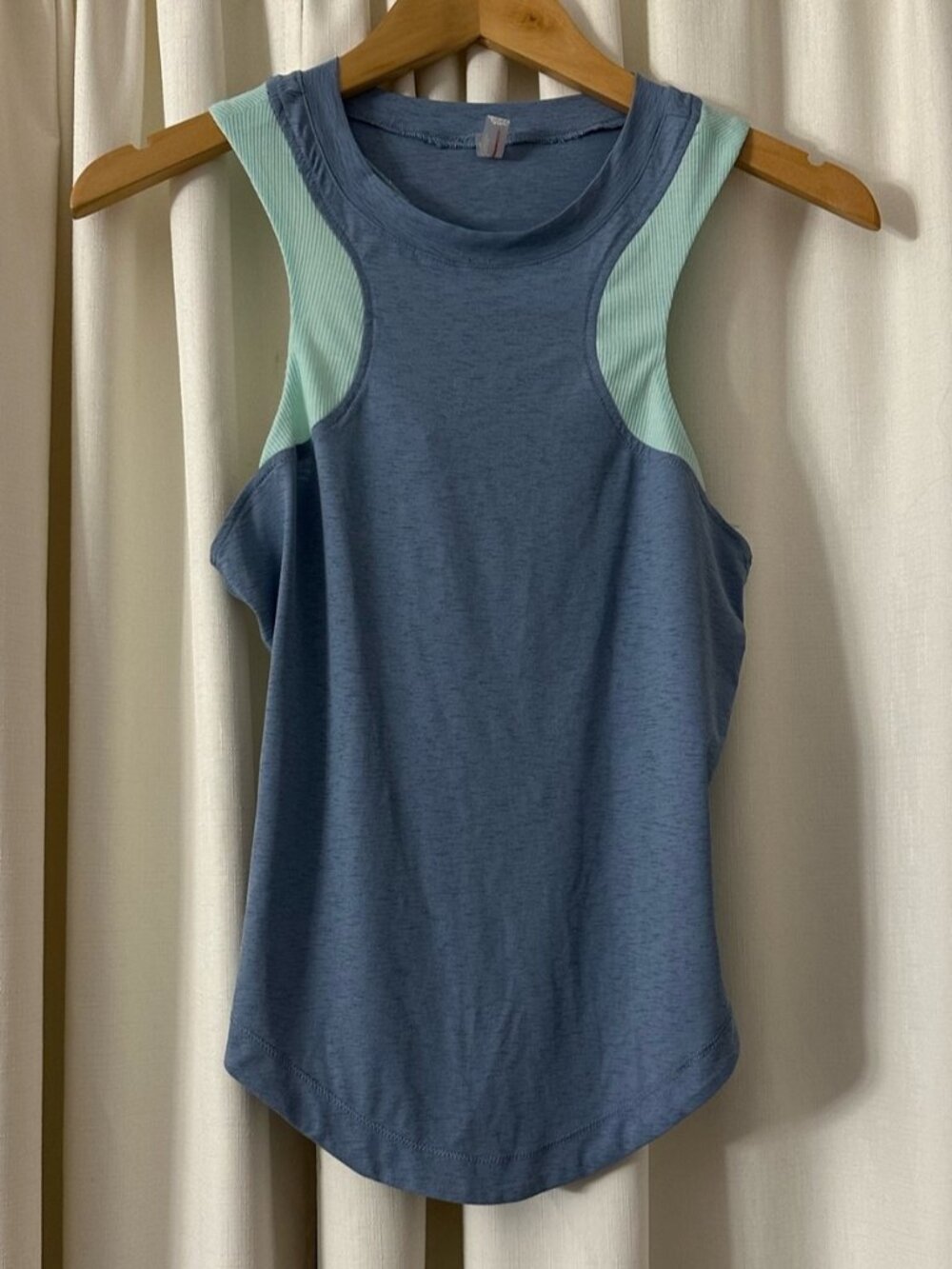 blue vest top - Picture 3 of 4